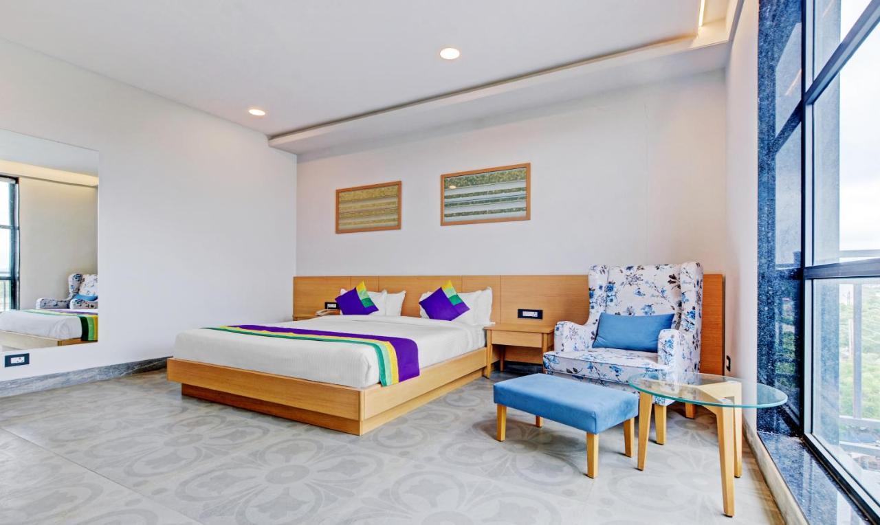 Treebo Tryst Sr House Hotel Udaipur Ngoại thất bức ảnh